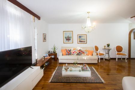 Casa à venda com 3 quartos, 147m² em Santo Amaro, São Paulo