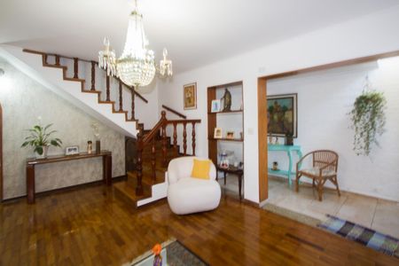 Casa à venda com 147m², 3 quartos e 2 vagas