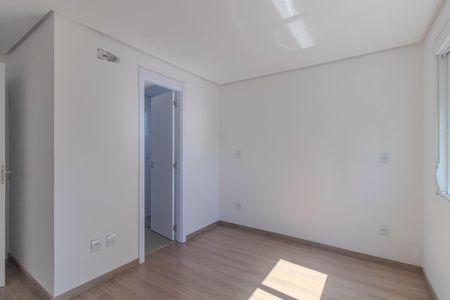 Apartamento à venda com 62m², 2 quartos e 2 vagasSuíte
