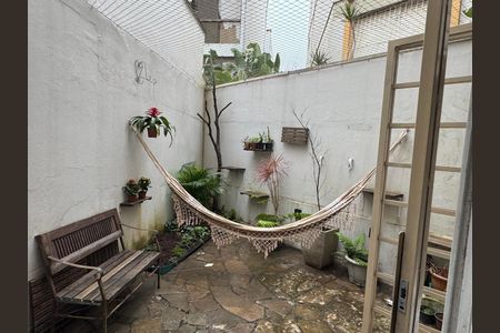 Apartamento à venda com 60m², 1 quarto e sem vagaVaranda