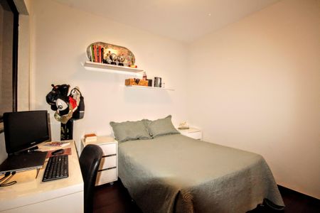 Apartamento à venda com 315m², 4 quartos e 4 vagasQuarto 2