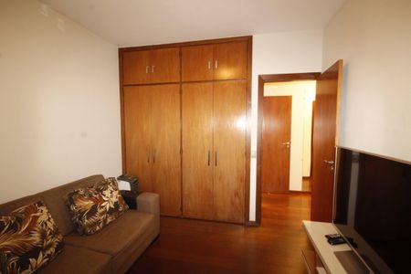 Apartamento à venda com 315m², 4 quartos e 4 vagasQuarto 1