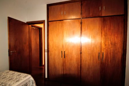 Apartamento à venda com 315m², 4 quartos e 4 vagasQuarto 3