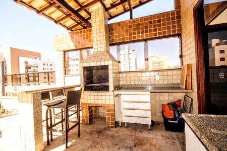 Apartamento à venda com 315m², 4 quartos e 4 vagasÁrea gourmet