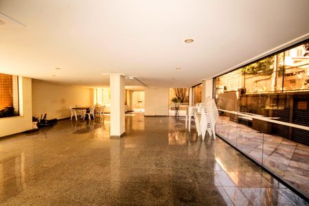 Apartamento à venda com 315m², 4 quartos e 4 vagasÁrea comum - Salão de festas