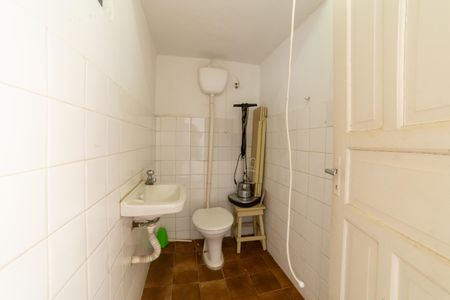 Apartamento à venda com 200m², 4 quartos e 1 vagaBanheiro da Suíte 2