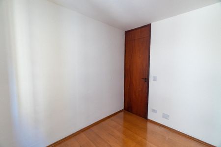 Apartamento à venda com 64m², 2 quartos e 1 vagaQuarto 2