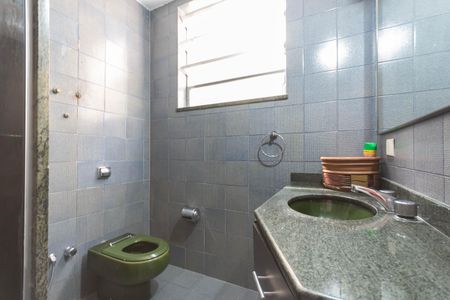 Apartamento à venda com 128m², 3 quartos e 2 vagasBanheiro Suíte