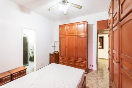 Apartamento à venda com 128m², 3 quartos e 2 vagasSuíte