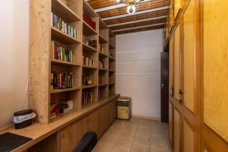 Casa à venda com 680m², 4 quartos e 6 vagasQuarto 5