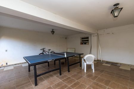 Casa à venda com 680m², 4 quartos e 6 vagasÁrea comum