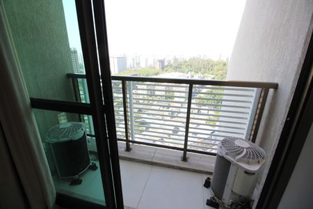 Varanda de kitnet/studio para alugar com 1 quarto, 38m² em Jacarepaguá, Rio de Janeiro