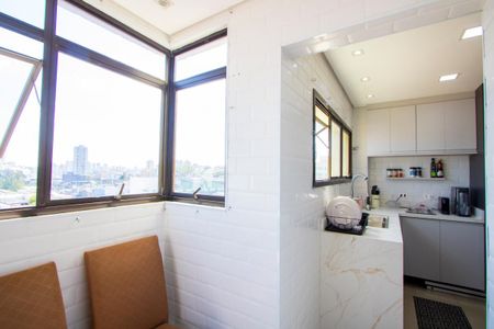 Apartamento à venda com 75m², 2 quartos e 2 vagas Apartamento à venda com 75m², 2 quartos e 2 vagasÁrea de Serviço