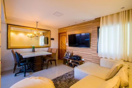 Sala de apartamento à venda com 2 quartos, 75m² em Jardim Stella, Santo André