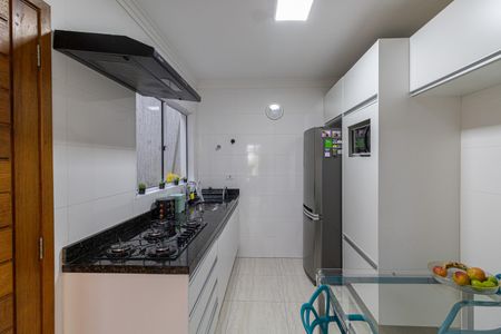 Casa de condomínio à venda com 69m², 2 quartos e 1 vagaCozinha