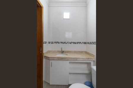 Banheiro Suíte 1 de casa de condomínio à venda com 2 quartos, 69m² em Vila Araguaia, São Paulo