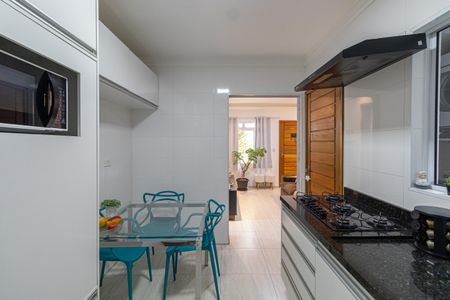 Casa de condomínio à venda com 69m², 2 quartos e 1 vagaCozinha