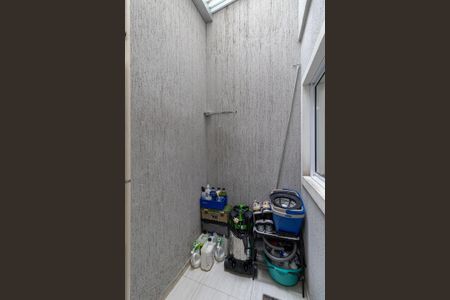 Casa de condomínio à venda com 69m², 2 quartos e 1 vagaÁrea de Serviço