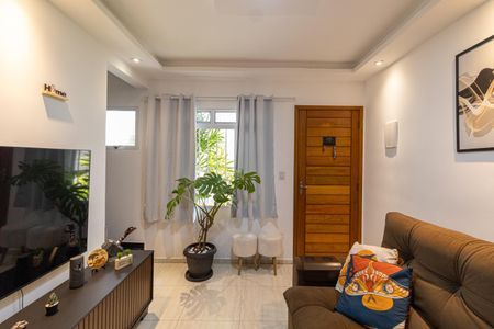 Casa de condomínio à venda com 69m², 2 quartos e 1 vagaSala