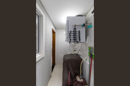 Casa de condomínio à venda com 69m², 2 quartos e 1 vagaÁrea de Serviço