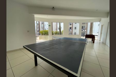 Apartamento para alugar com 70m², 2 quartos e 1 vagaÁrea comum - Salão de festas