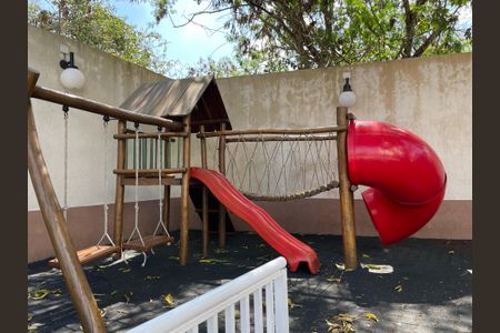 Apartamento para alugar com 70m², 2 quartos e 1 vagaÁrea comum - Playground