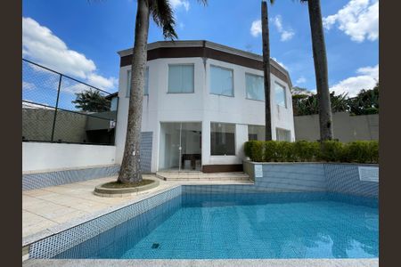 Apartamento para alugar com 70m², 2 quartos e 1 vagaÁrea comum - Piscina