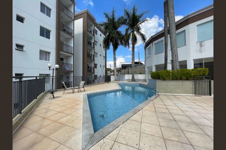 Apartamento para alugar com 70m², 2 quartos e 1 vagaÁrea comum - Piscina
