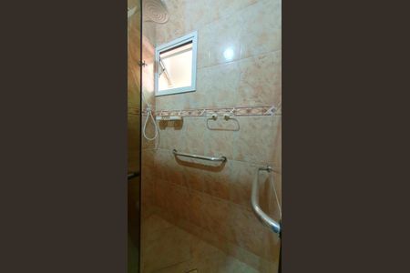 Apartamento para alugar com 94m², 3 quartos e 1 vaga Apartamento para alugar com 94m², 3 quartos e 1 vagaBanheiro da Suíte