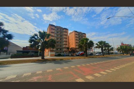 Apartamento para alugar com 94m², 3 quartos e 1 vaga Apartamento para alugar com 94m², 3 quartos e 1 vagaFachada