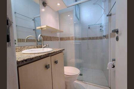 Apartamento à venda com 3 quartos, 66m² em Vila Gumercindo, São Paulo