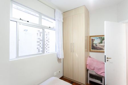 Apartamento à venda com 135m², 3 quartos e 1 vaga Apartamento à venda com 135m², 3 quartos e 1 vagaQuarto 1