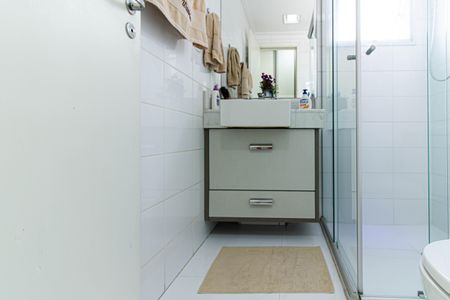 Apartamento à venda com 92m², 2 quartos e 2 vagas Apartamento à venda com 92m², 2 quartos e 2 vagasBanheiro da Suíte 3