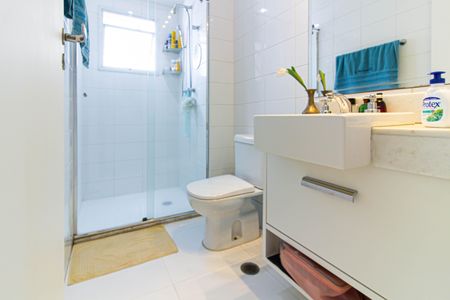 Apartamento à venda com 92m², 2 quartos e 2 vagas Apartamento à venda com 92m², 2 quartos e 2 vagasBanheiro Social