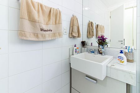 Apartamento à venda com 92m², 2 quartos e 2 vagas Apartamento à venda com 92m², 2 quartos e 2 vagasBanheiro da Suíte 3