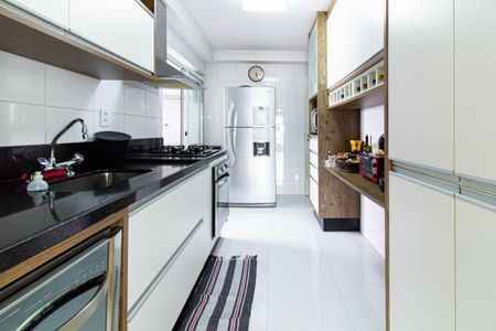 Apartamento à venda com 92m², 2 quartos e 2 vagas Apartamento à venda com 92m², 2 quartos e 2 vagasCozinha