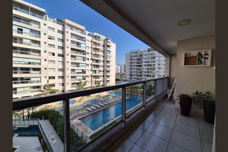 Apartamento à venda com 82m², 2 quartos e 1 vaga Apartamento à venda com 82m², 2 quartos e 1 vagaVaranda da Sala