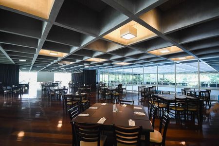 Apartamento à venda com 178m², 3 quartos e 2 vagas Apartamento à venda com 178m², 3 quartos e 2 vagasRestaurante