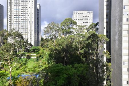 Apartamento à venda com 178m², 3 quartos e 2 vagasVista do Quarto 1