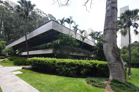 Apartamento à venda com 178m², 3 quartos e 2 vagas Apartamento à venda com 178m², 3 quartos e 2 vagasClube