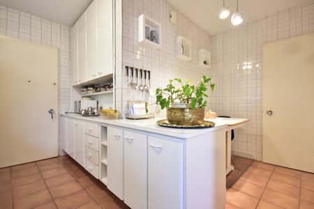 Apartamento à venda com 178m², 3 quartos e 2 vagasCozinha