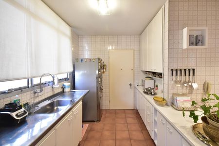 Apartamento à venda com 178m², 3 quartos e 2 vagasCozinha