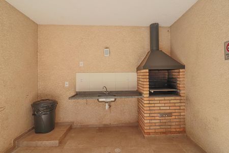 Apartamento para alugar com 35m², 2 quartos e sem vagaÁrea comum - Churrasqueira