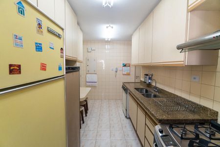 Apartamento para alugar com 127m², 3 quartos e 3 vagas Apartamento para alugar com 127m², 3 quartos e 3 vagasCozinha
