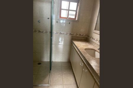 Casa à venda com 325m², 3 quartos e 8 vagas