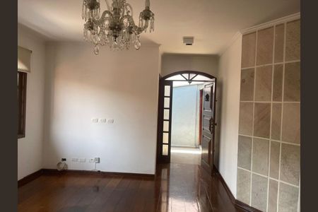 Casa à venda com 3 quartos, 325m² em Jardim Vazani, São Paulo