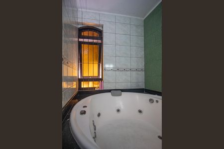 Casa à venda com 260m², 3 quartos e 3 vagas Casa à venda com 260m², 3 quartos e 3 vagasBanheiro da Suíte