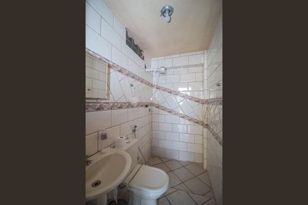 Casa à venda com 260m², 3 quartos e 3 vagas Casa à venda com 260m², 3 quartos e 3 vagasBanheiro 2