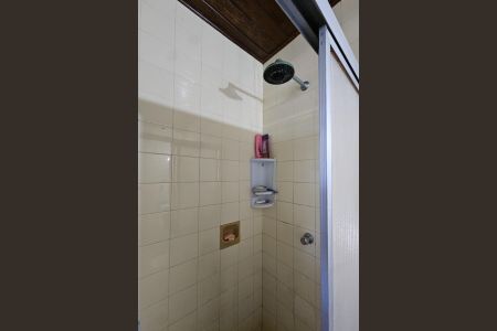 Casa para alugar com 292m², 3 quartos e 2 vagasBanheiro Social