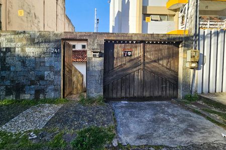Casa para alugar com 292m², 3 quartos e 2 vagasFachada